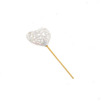 Hart 6x6cm barok wit op steker 10cm