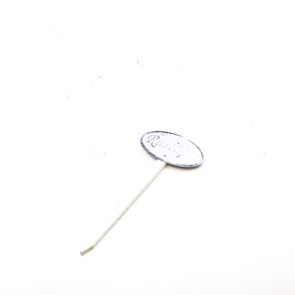 Metalen bordje ovaal wit "Rustique"op houten steker