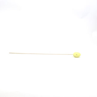 Ei 4x6 licht geel met bruine stippen op steker 50cm