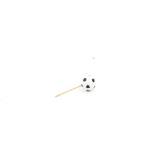 Voetbal D4cm op steker 7cm