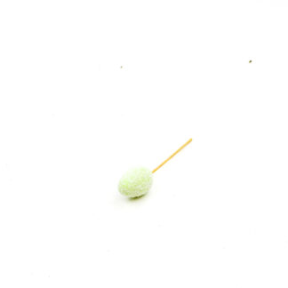 Ei 3x5cm pastel groen op steker 9cm