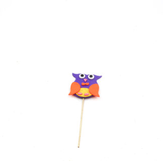 Vilten uil paars op steker 10cm