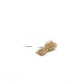 Bundel stro naturel/licht-bruin 8x3 op steker 8cm